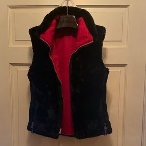 Spectacular Marker reversible vest in perfect condition.